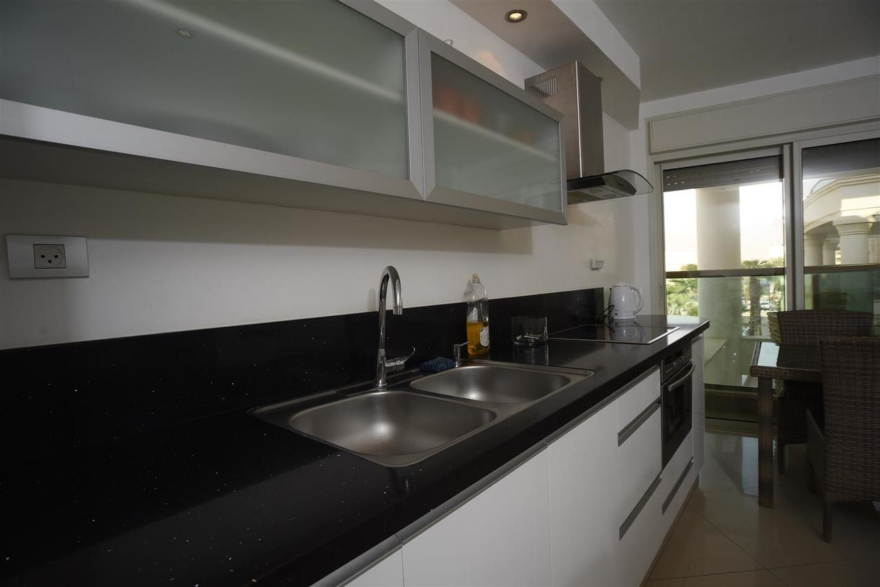 ซิตี้รีสอร์ต ปาลมอร์ Aparthotel เอลัต ภายนอก รูปภาพ